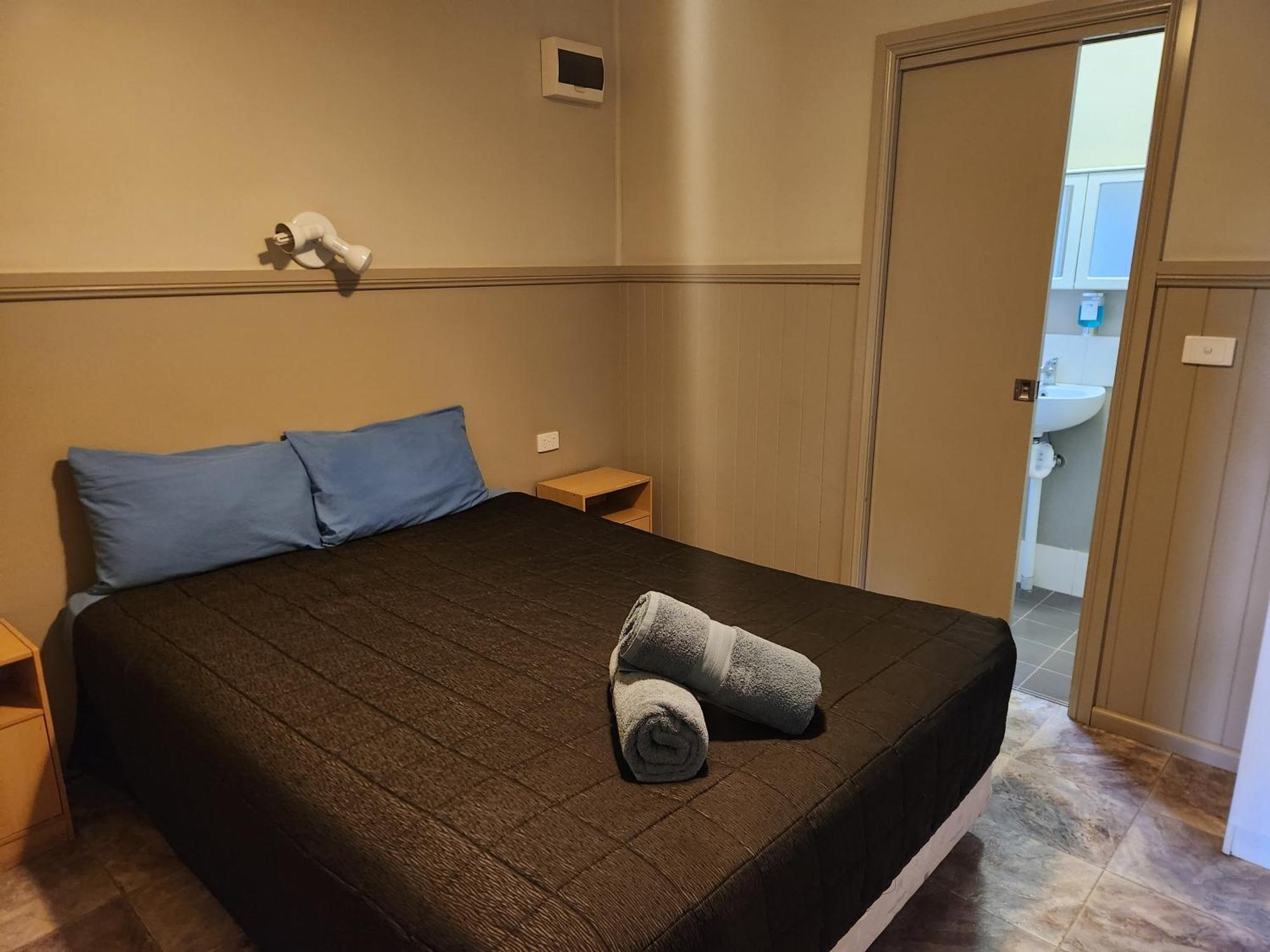 Narrabri Motel&Caravan Park Bagian luar foto