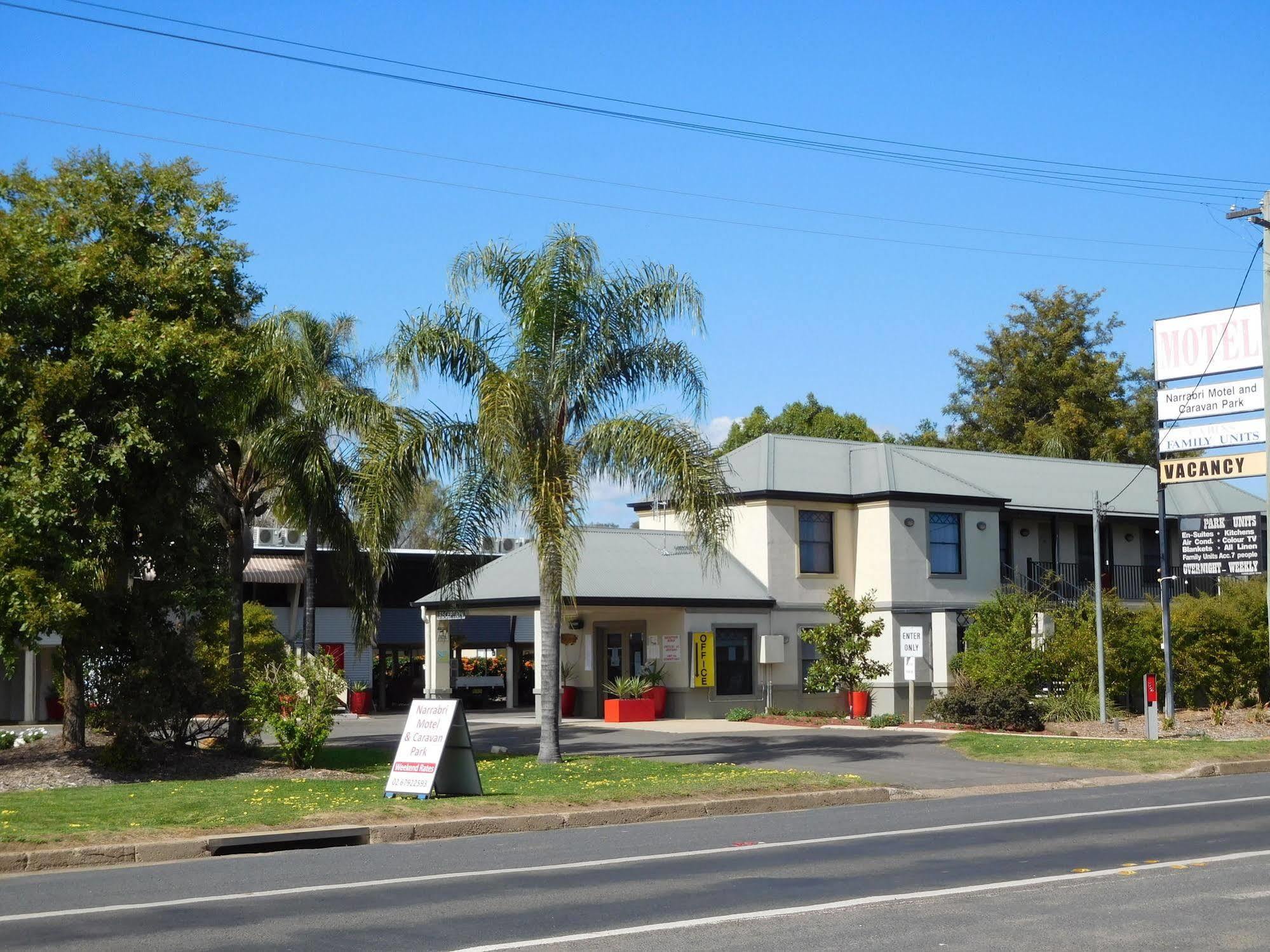 Narrabri Motel&Caravan Park Bagian luar foto